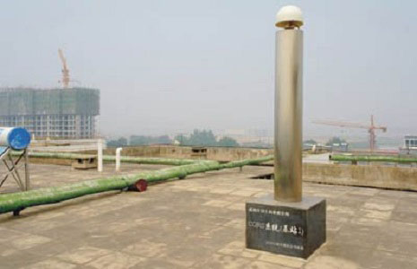 單基站cors的特點--隨著南方單基站技術的成熟,只要較少的投資即可在一個中小城市建立一個cors 基站,滿足當地測量用戶不同層次空間信息技術服務的需要。